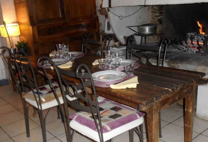 بنسيون Chambres D'hôtes La Forge