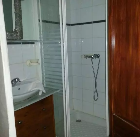 Majatalo Le Patio Des Cigales