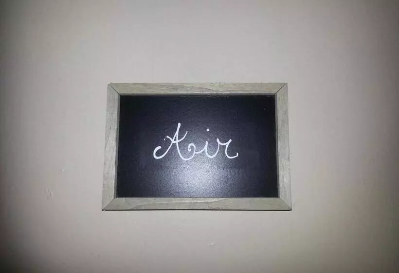 Majatalo Le Patio Des Cigales