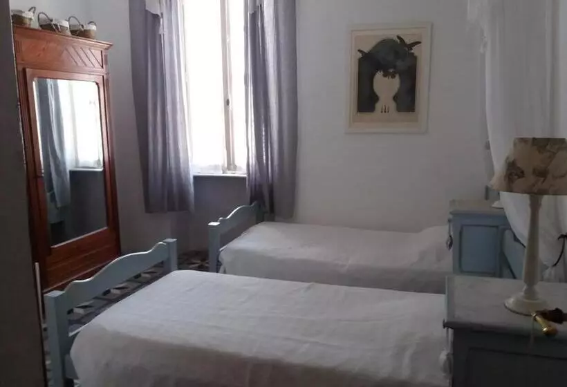 Majatalo Le Patio Des Cigales