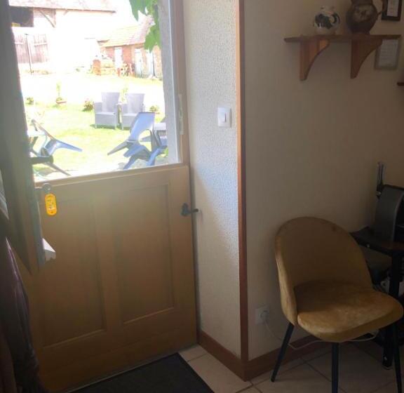 بنسيون Meublés De Tourisme La Reserve