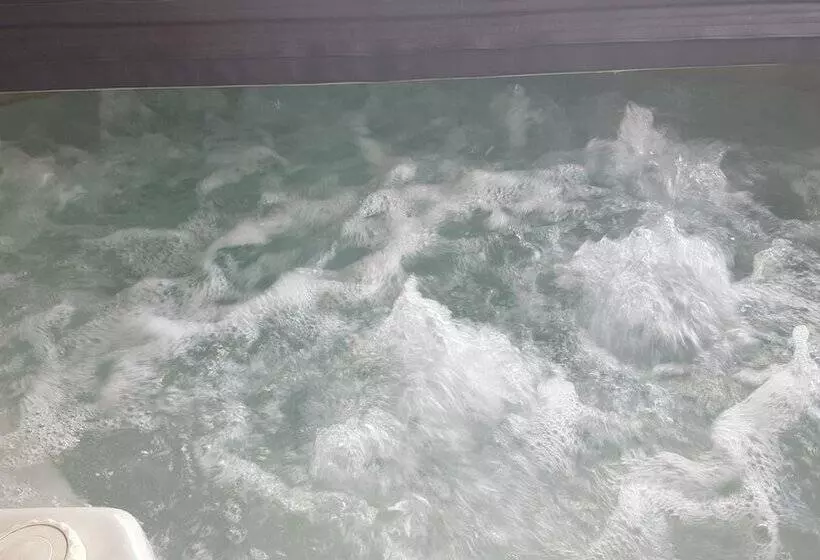 ベッドアンドブレックファースト Black Wattle Retreat