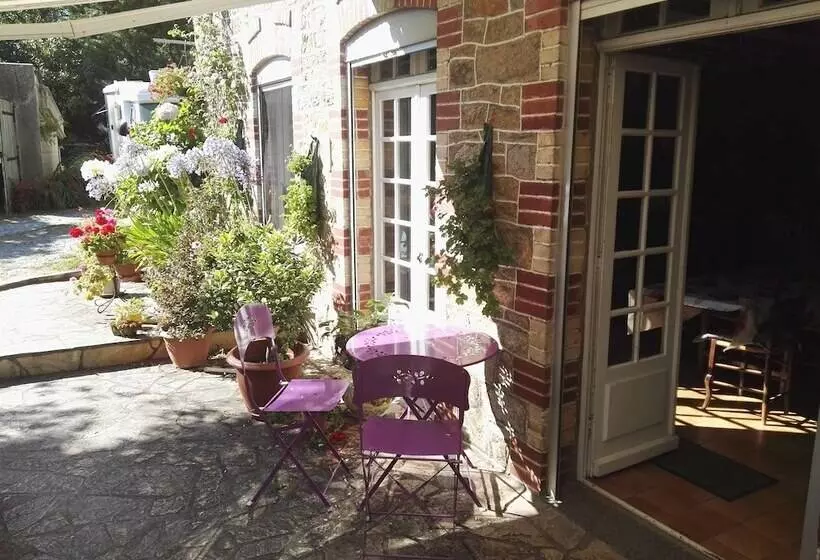 ベッドアンドブレックファースト Chambres D'hôtes Pontlivard