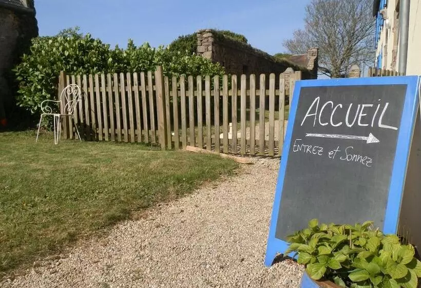 Aamiaismajoitus (B&B) La Clé Des Champs Des Abers