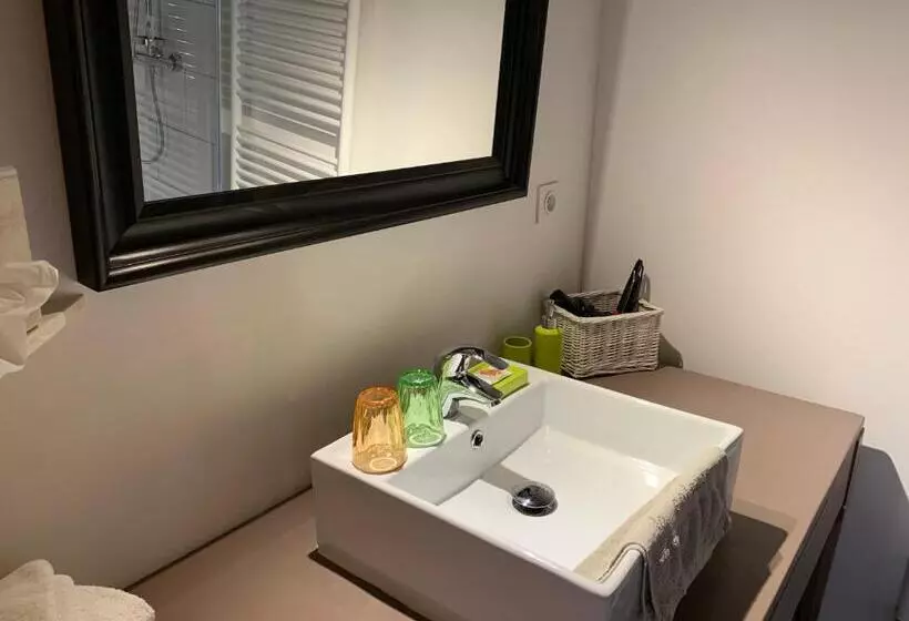 Aamiaismajoitus (B&B) La Colonie   Maison D Hôtes