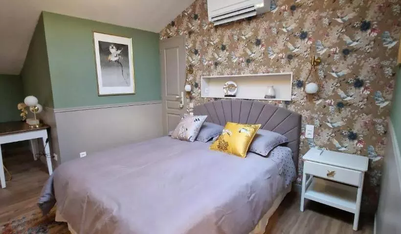 Aamiaismajoitus (B&B) La Glycine Blanche