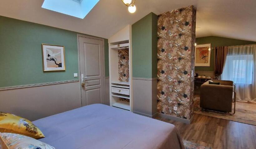 مبيت وإفطار La Glycine Blanche