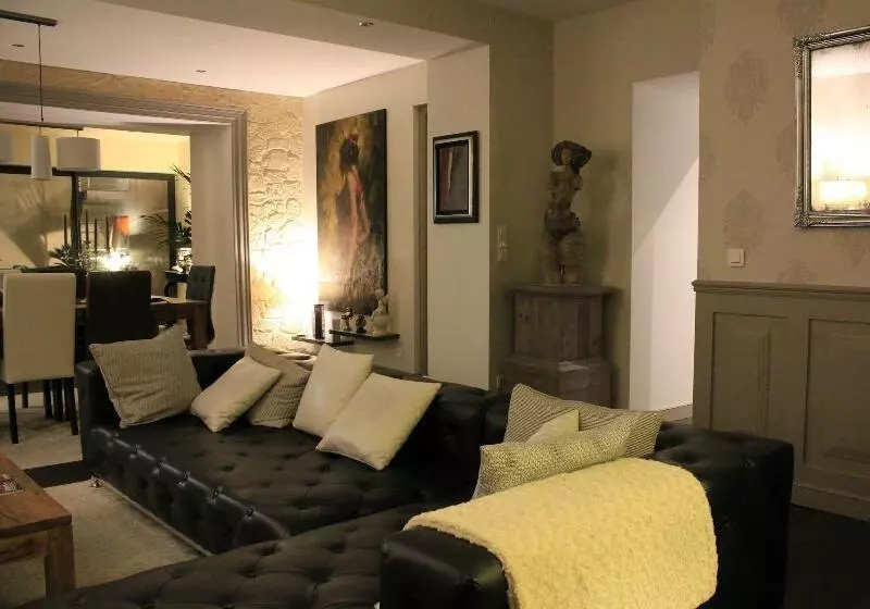 Aamiaismajoitus (B&B) La Glycine Blanche