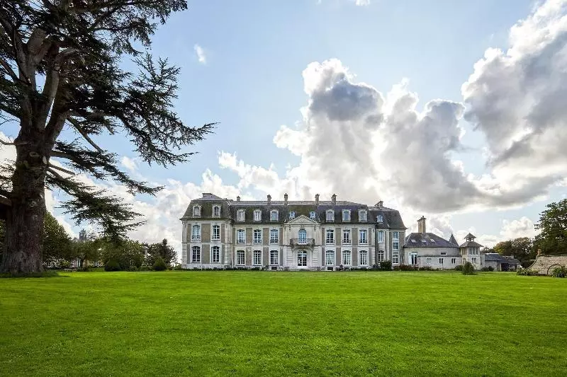 ベッドアンドブレックファースト Chateau Des Monts