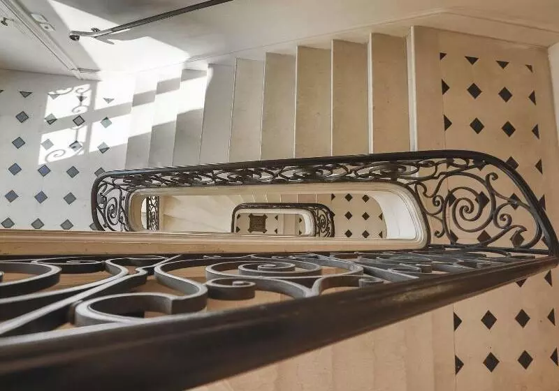 ベッドアンドブレックファースト Chateau Des Monts