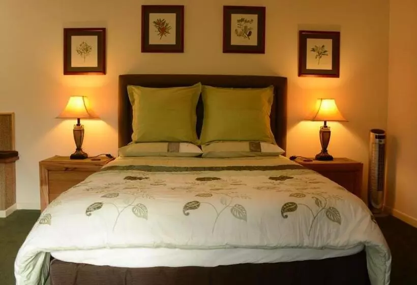 Aamiaismajoitus (B&B) Les Noyers Aulnay