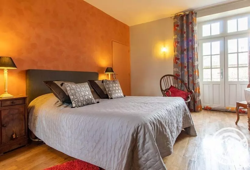 ベッドアンドブレックファースト Manoir D Orbé