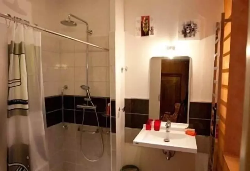 ベッドアンドブレックファースト Manoir D Orbé