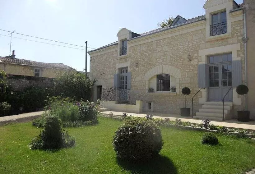 ベッドアンドブレックファースト Manoir D Orbé