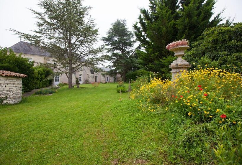 ベッドアンドブレックファースト Manoir D Orbé