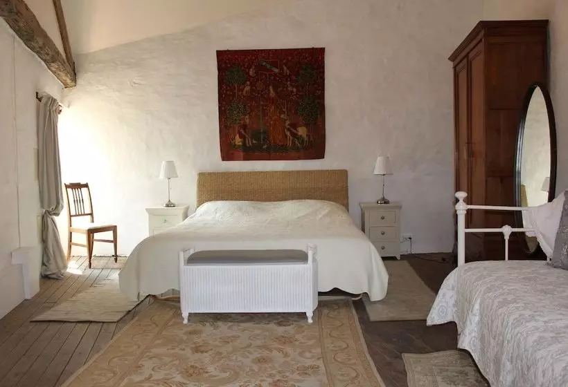 Bed and Breakfast Number 14