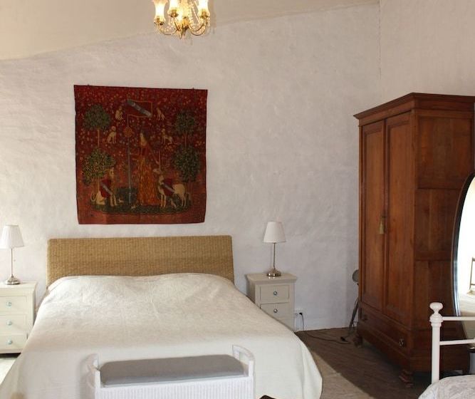 Bed and Breakfast Number 14