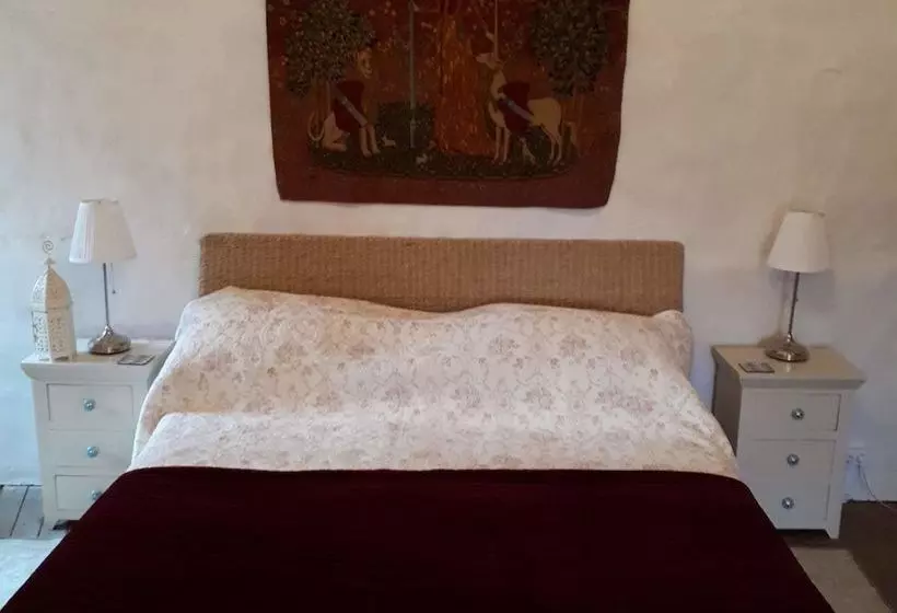 Bed and Breakfast Number 14