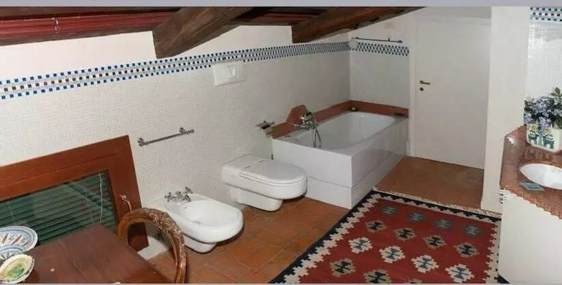 Aamiaismajoitus (B&B) Villa Conti Bassanese