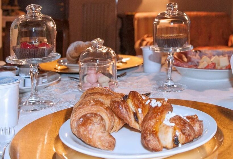 ベッドアンドブレックファースト Villa Conti Bassanese