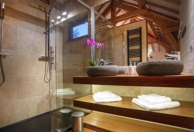 Cabane De Prestige Avec Jacuzzi Et Sauna Privatifs