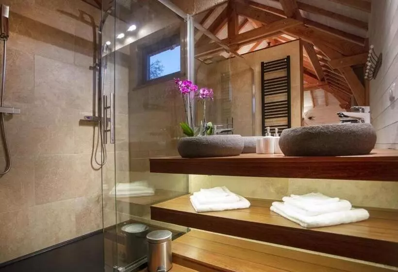 Cabane De Prestige Avec Jacuzzi Et Sauna Privatifs