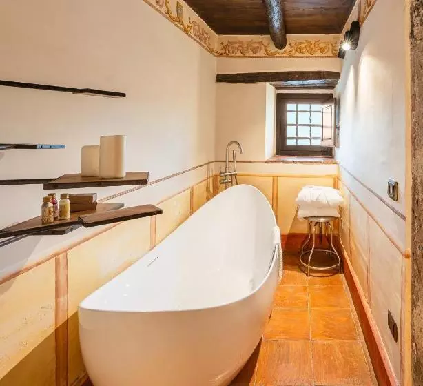 Hotelli Castello Di Limatola