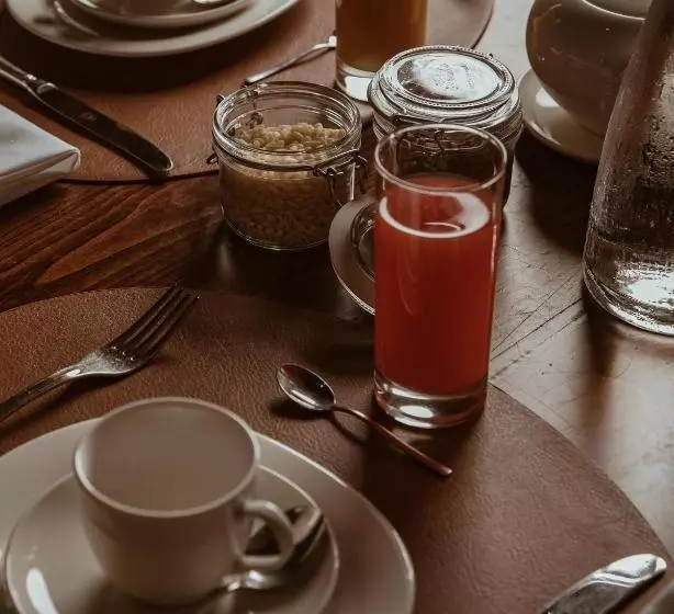 Hotelli Castello Di Limatola