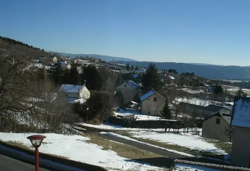 Hotelli La Baraque De Chastel