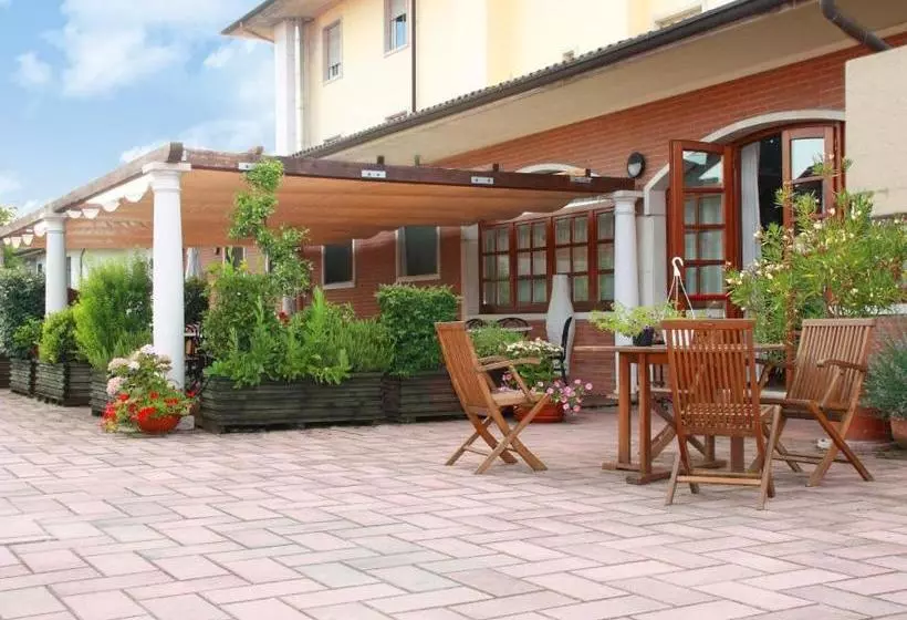 Hotelli Tagliere D'oro