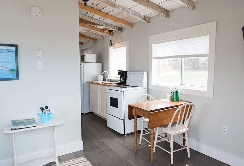 Lighthouse Lane Cottages