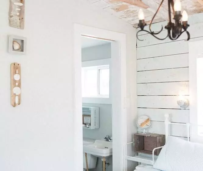 Lighthouse Lane Cottages