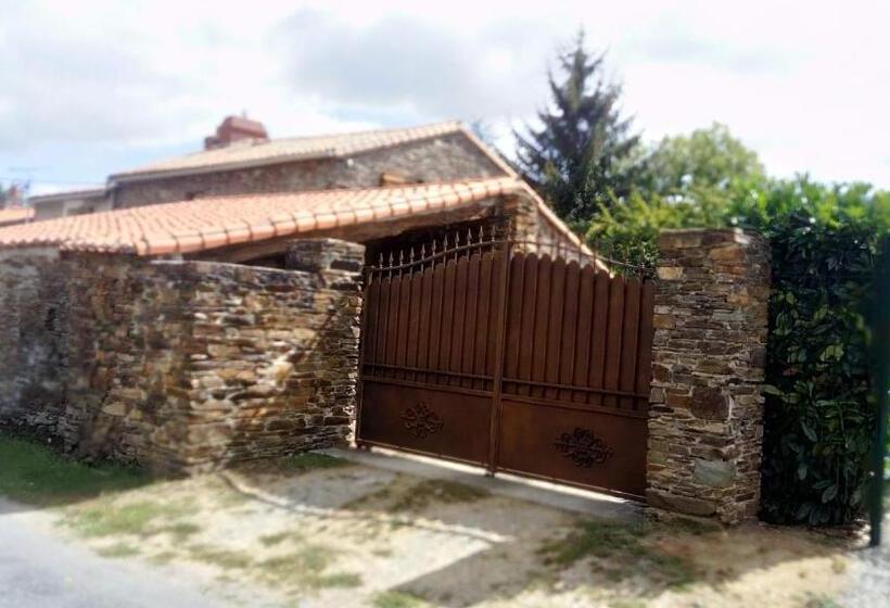 ペンション Au Clos De Launay Chambres D’hôtes