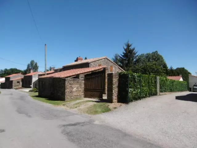 Majatalo Au Clos De Launay Chambres D’hôtes