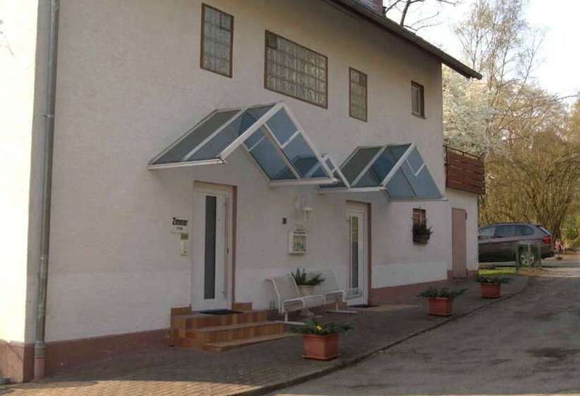 ペンション Haus Sonnenhügel