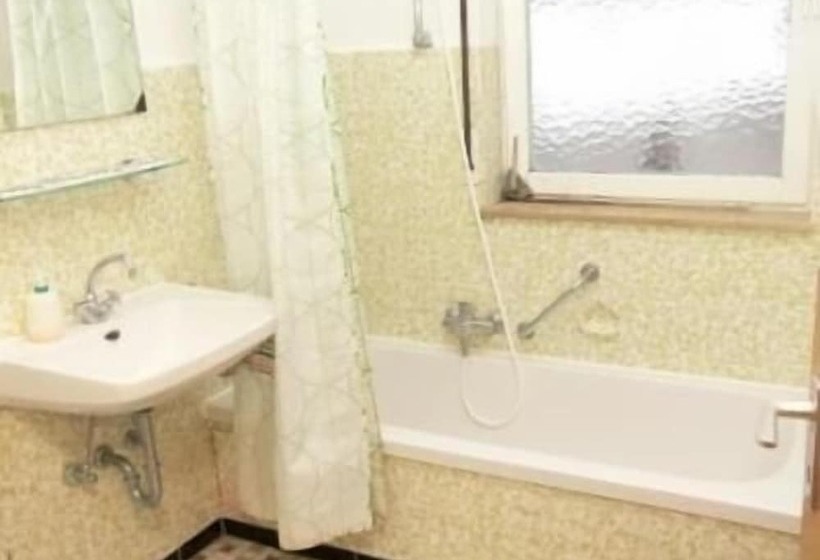 ペンション Haus Sonnenhügel