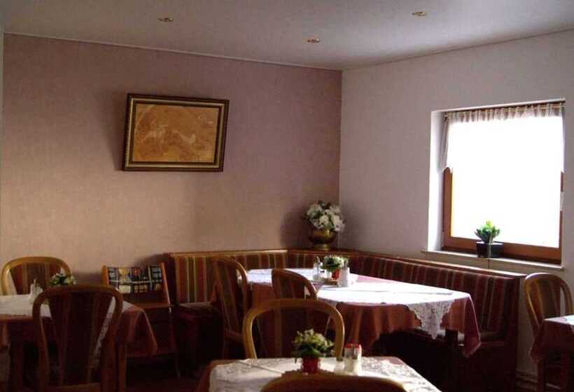 ペンション Haus Sonnenhügel