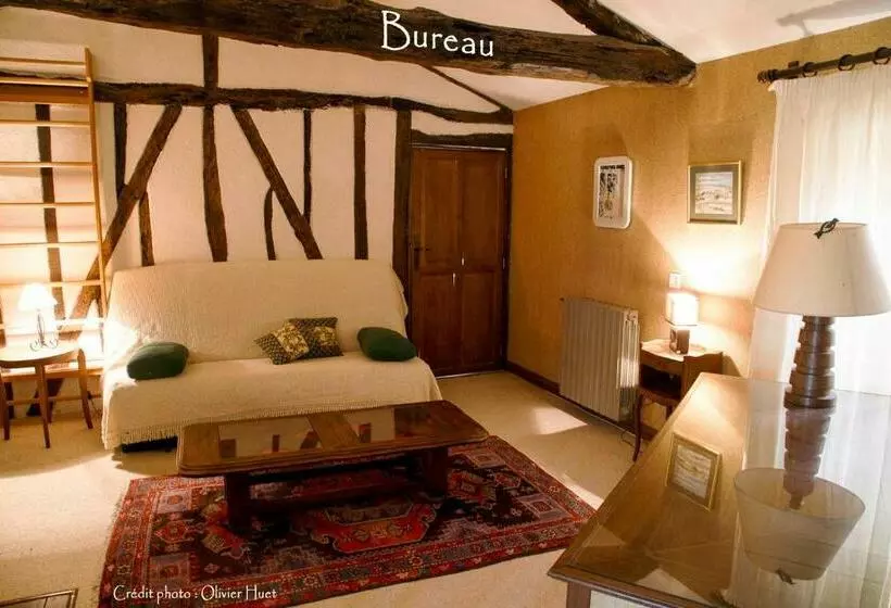 ペンション La Chambre La Tricherie