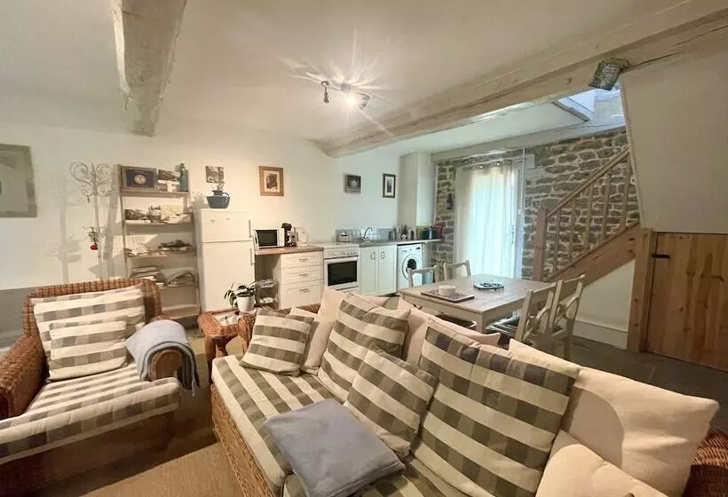 Majatalo Maison De L'etang