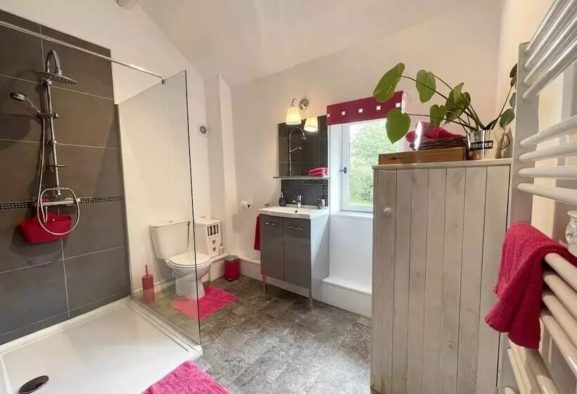 Majatalo Maison De L'etang