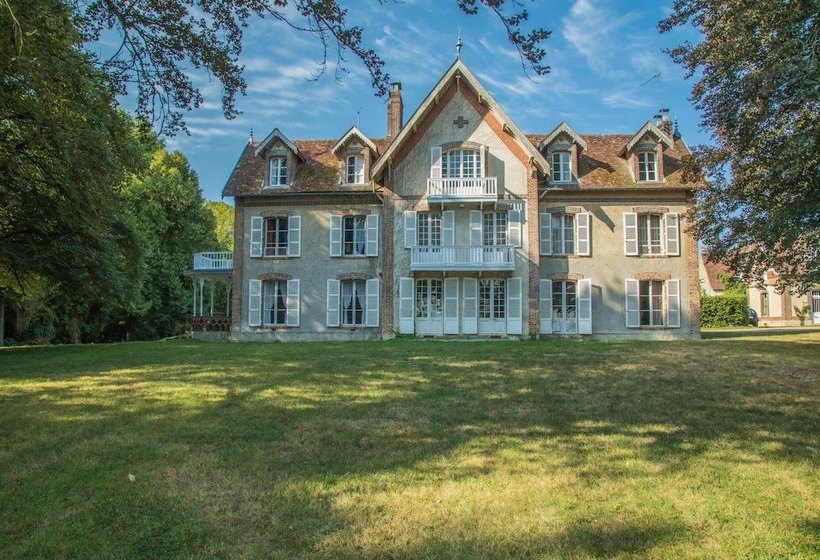 ペンション The Good House