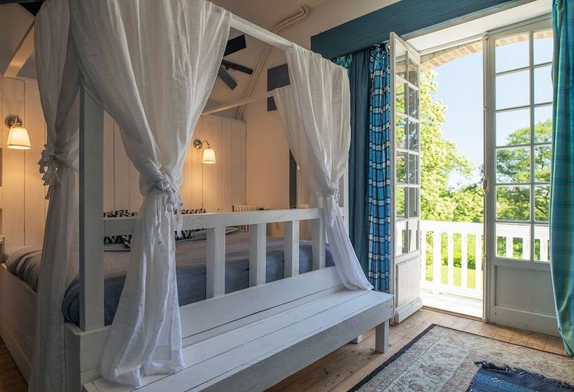 ペンション The Good House