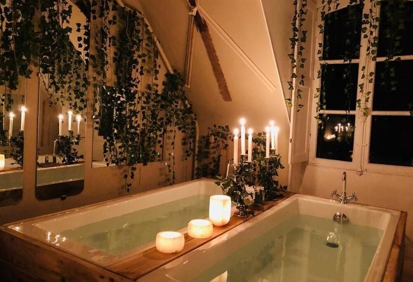 ペンション The Good House