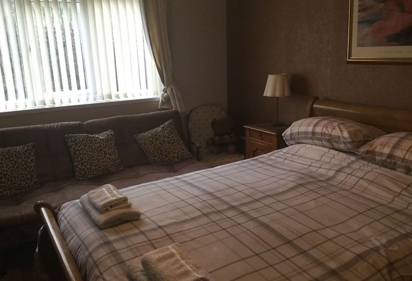 Taylors Bed And Breakfast