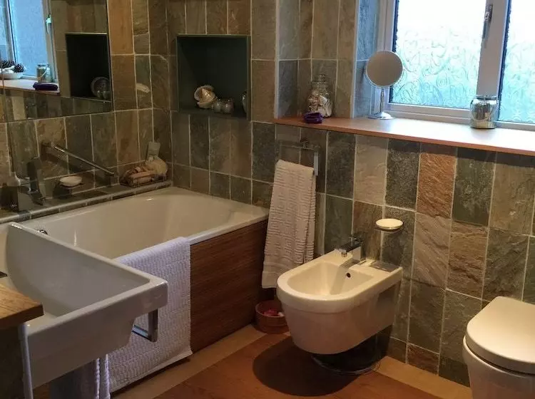 Taylors Bed And Breakfast