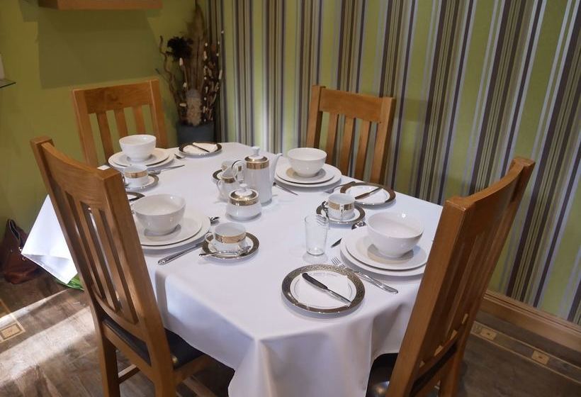 Taylors Bed And Breakfast