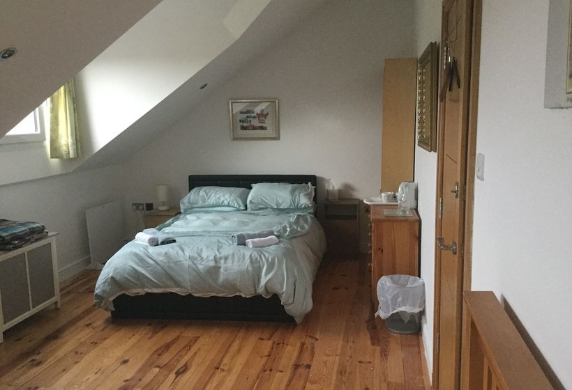 Taylors Bed And Breakfast