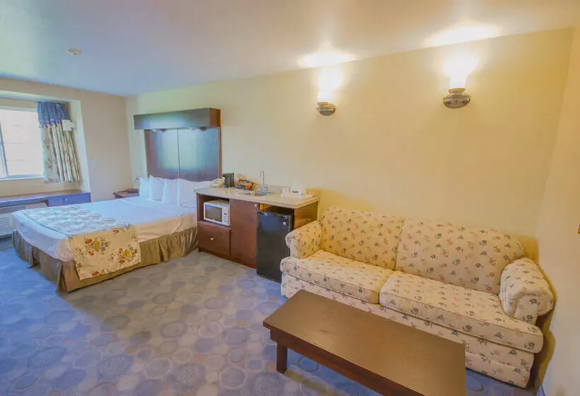 בית מלון כפרי Clarion Inn Auburn Seattle