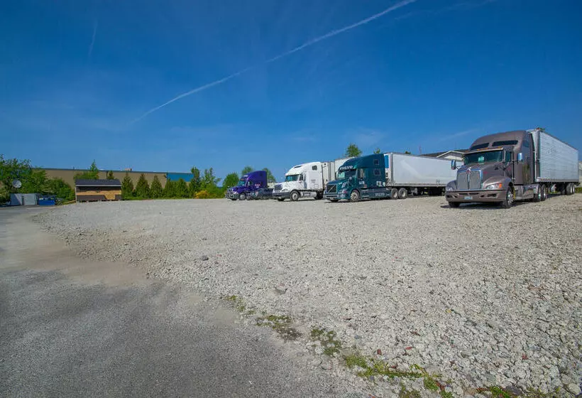 בית מלון כפרי Clarion Inn Auburn Seattle