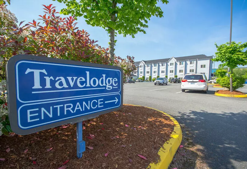 בית מלון כפרי Clarion Inn Auburn Seattle